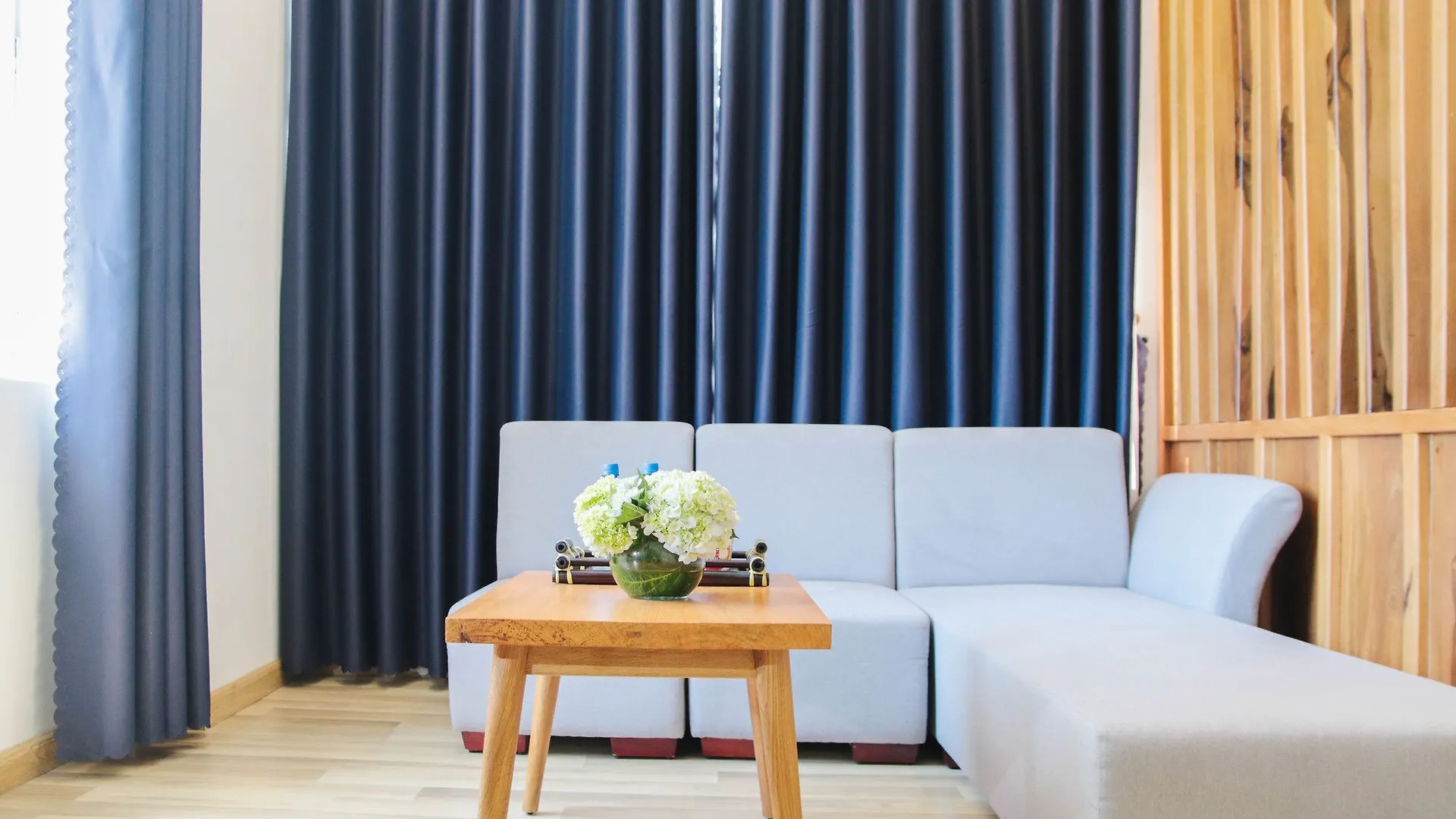 Cavilla Apartel Da Nang 3*,