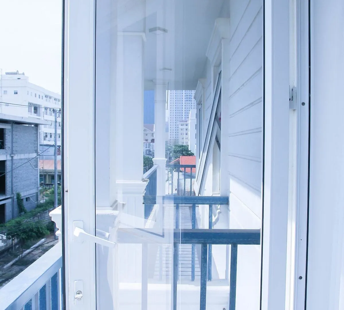 Cavilla Apartel Da Nang Hotel