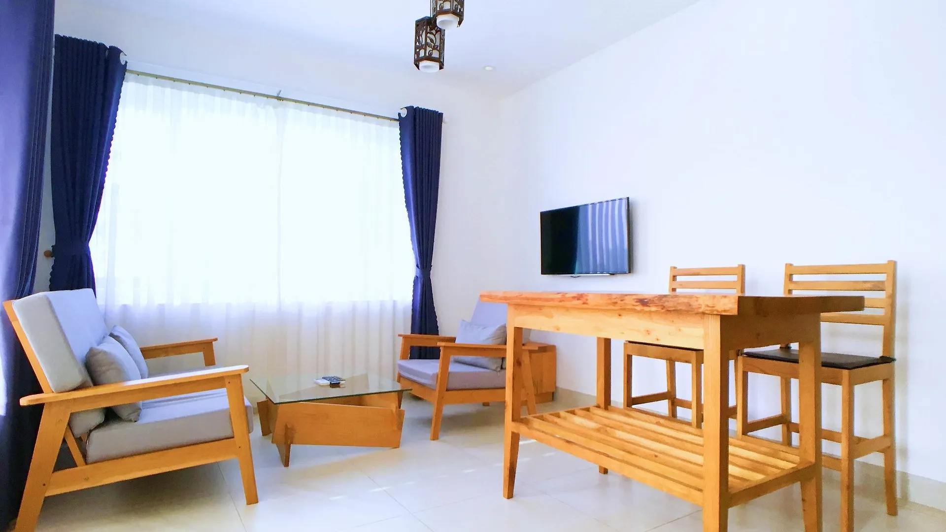 Cavilla Apartel Da Nang 3*,