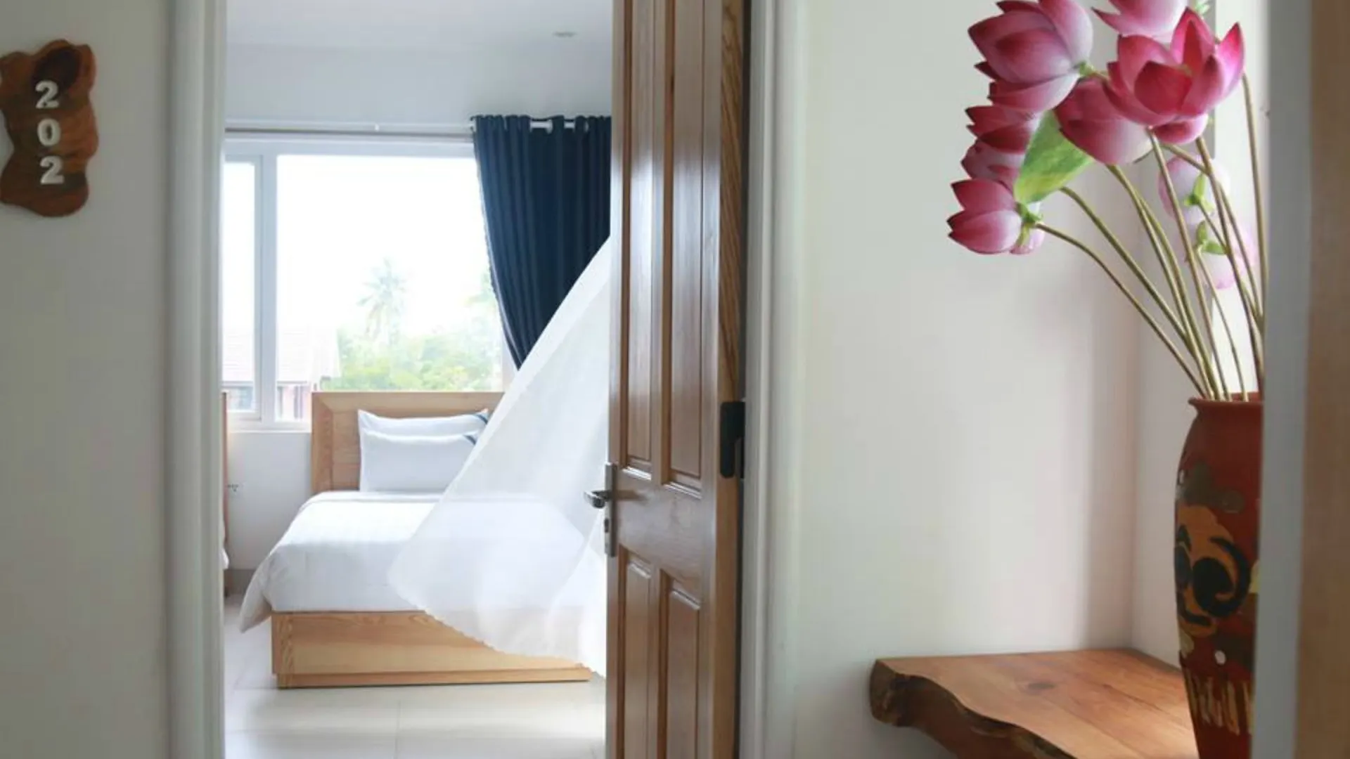 Cavilla Apartel Da Nang Hotel